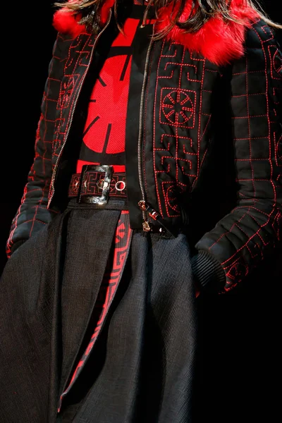 Look 35